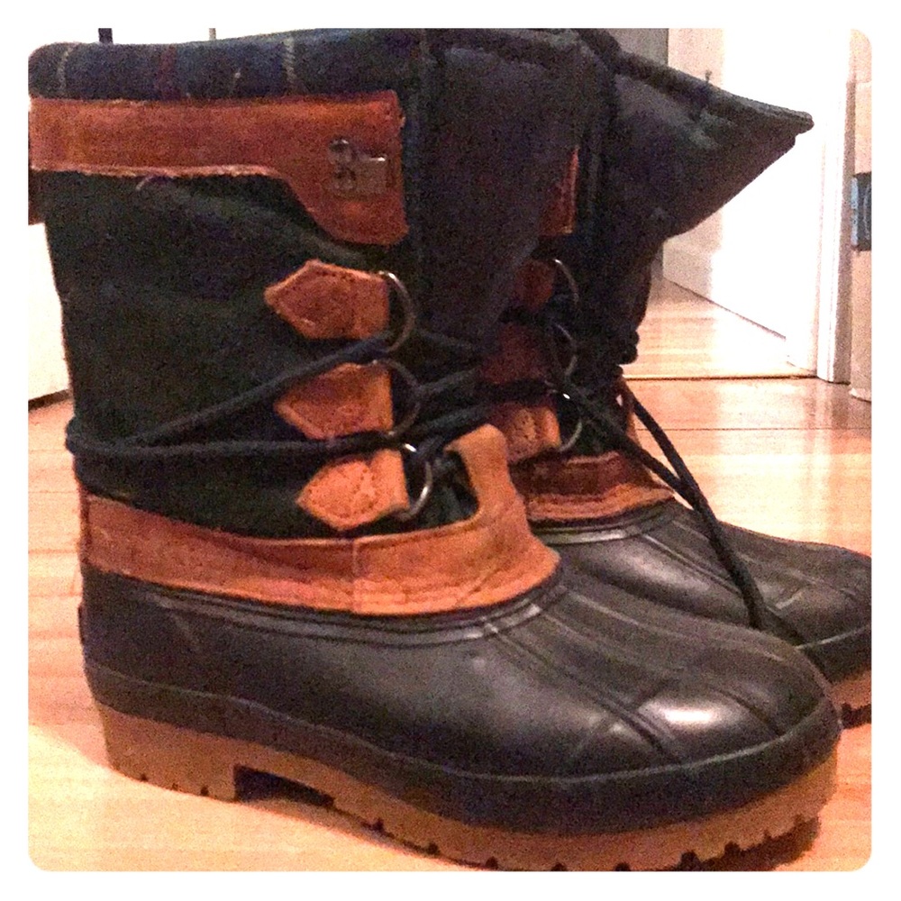 Eddie Bauer lined Winter Boots